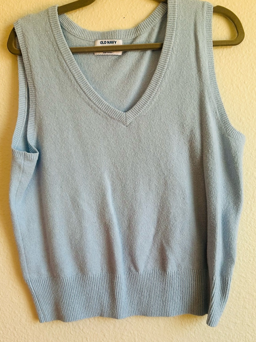 Old Navy Pale Blue V-Neck Knit Sweater Vest